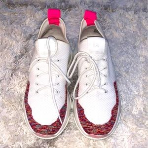 Steve Madden Sneakers